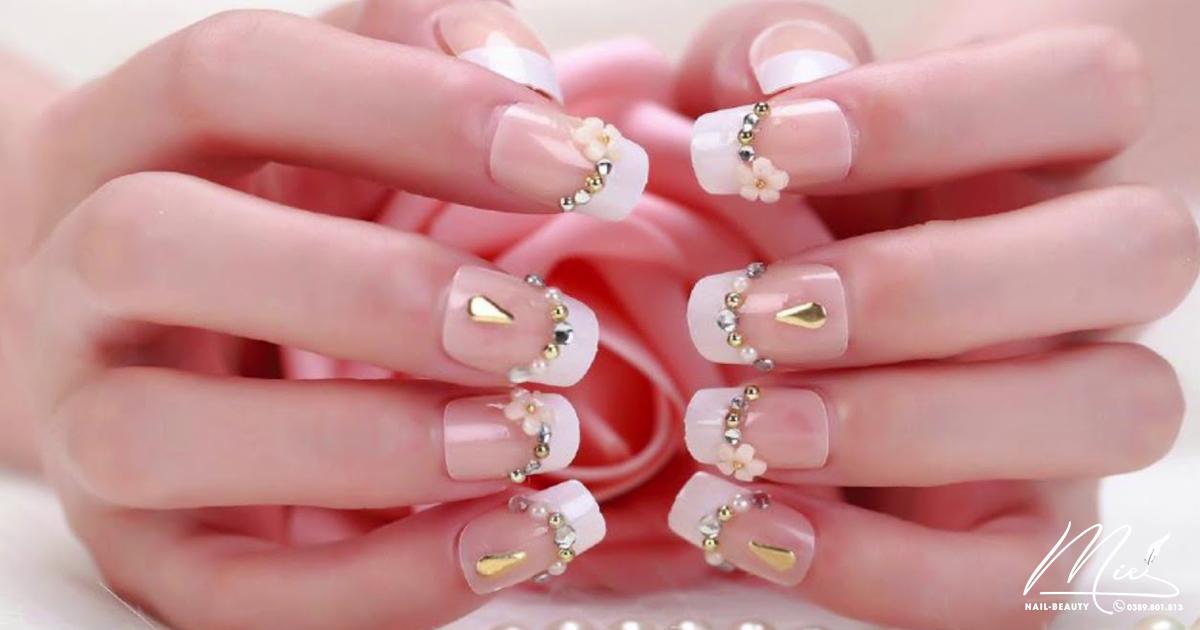 10 mẫu nail cô dâu đẹp đơn giản nhẹ nhàng hiện đại và sang chảnh