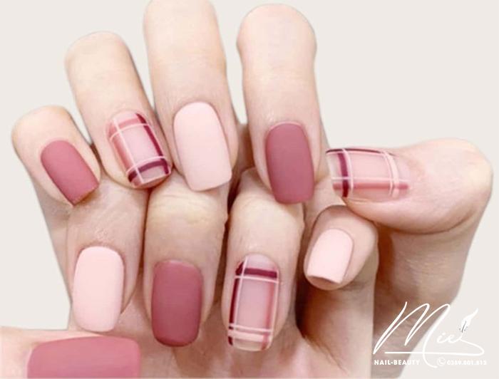 Giảm giá Nailbox thiết kế theo yêu cầu- mẫu nail tone thạch hồng phối đầu  móng - Mua Thông Minh