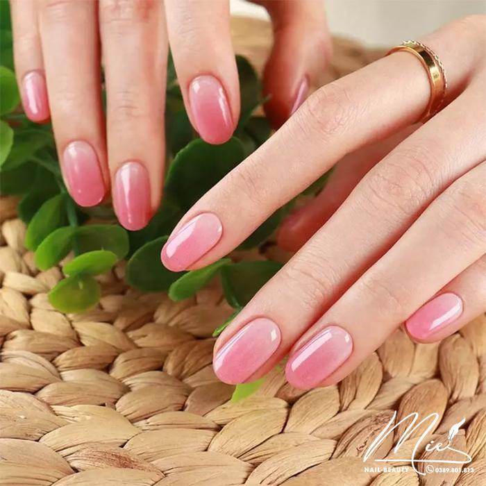 Top 20 những mẫu nail cô dâu màu hồng đẹp sang trọng